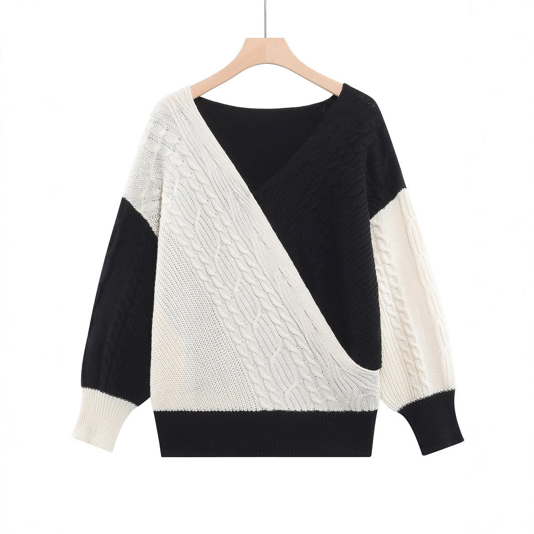 Plus Size Women's Black And White Contrast Color V-neck Long-sleeve Knitwear Top